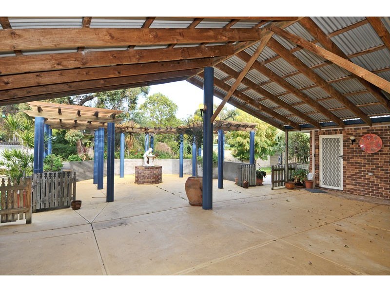 42 Nutbush Avenue, Falcon WA 6210