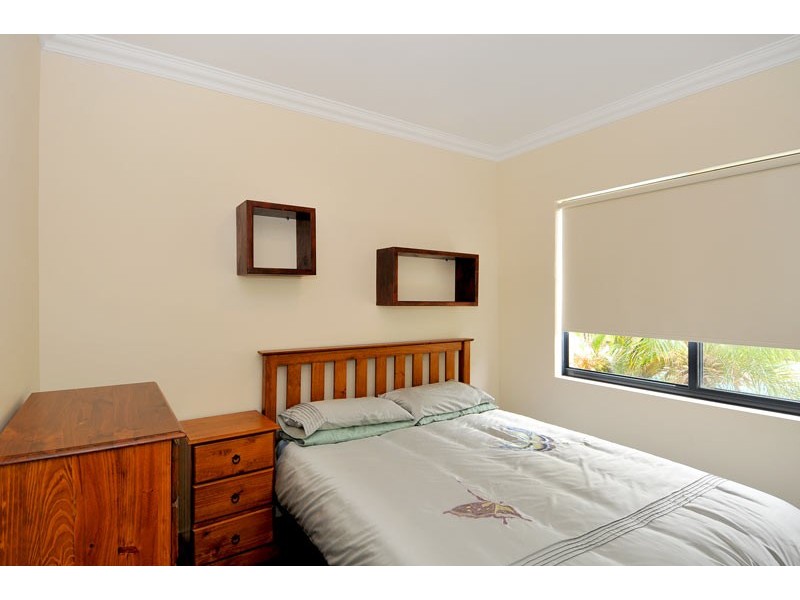 16 Dias Pass, Dudley Park WA 6210