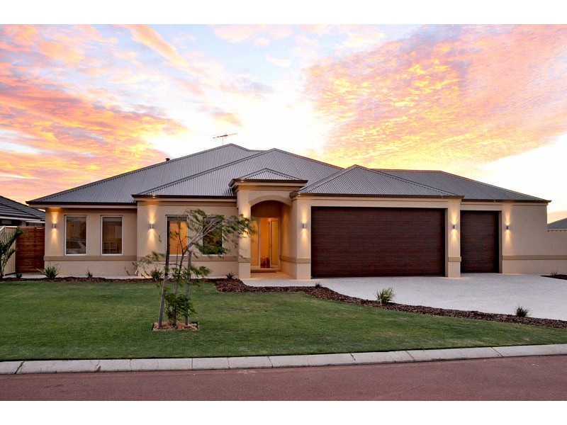 6 Nuchea Vista, Lakelands WA 6180