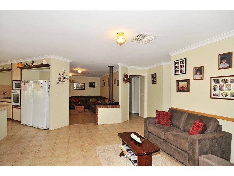 25 Mclarty Road, Pinjarra WA 6208