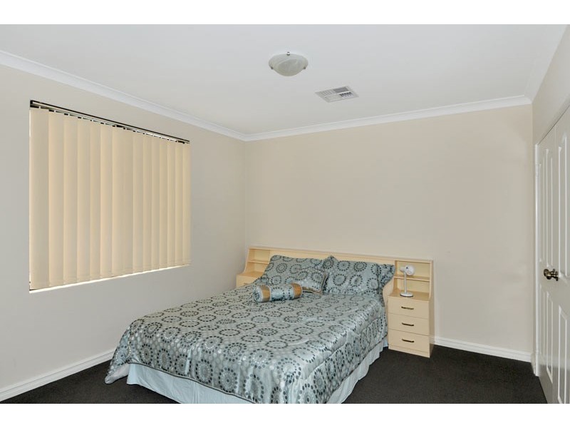 55 Newport Drive, Dudley Park WA 6210