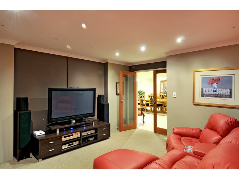 3 Riceflower Boulevard, Halls Head WA 6210