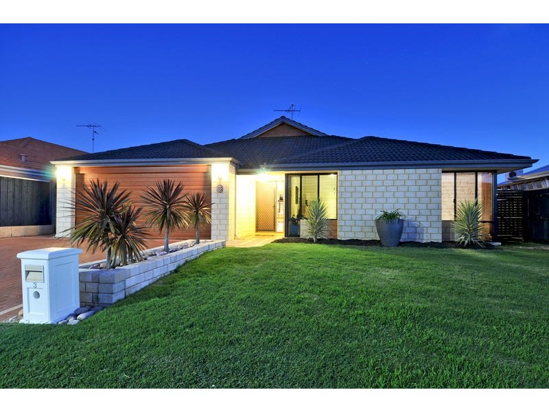 3 Riceflower Boulevard, Halls Head WA 6210