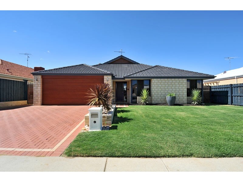 3 Riceflower Boulevard, Halls Head WA 6210