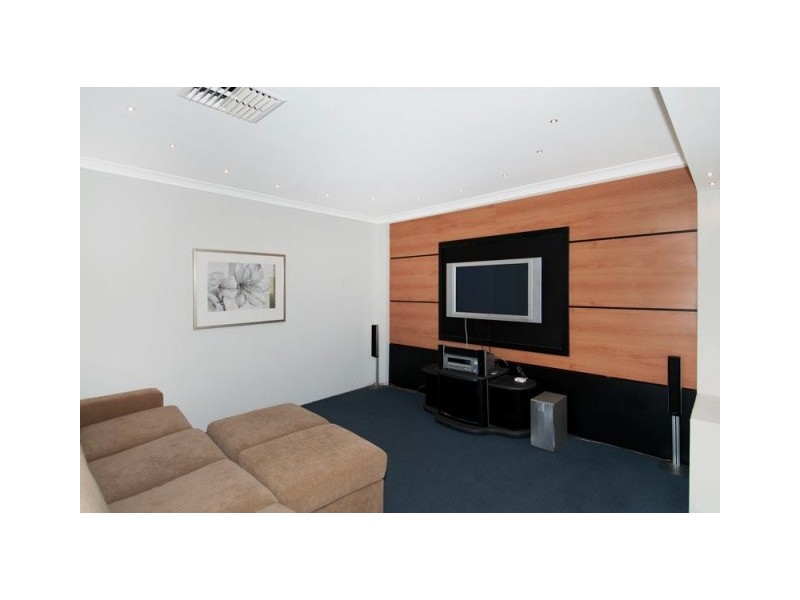 14 Dalona Parkway, Lakelands WA 6180