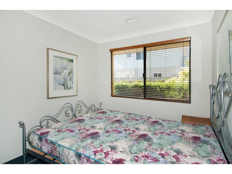 14 Dalona Parkway, Lakelands WA 6180