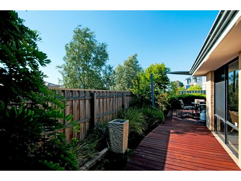 14 Dalona Parkway, Lakelands WA 6180