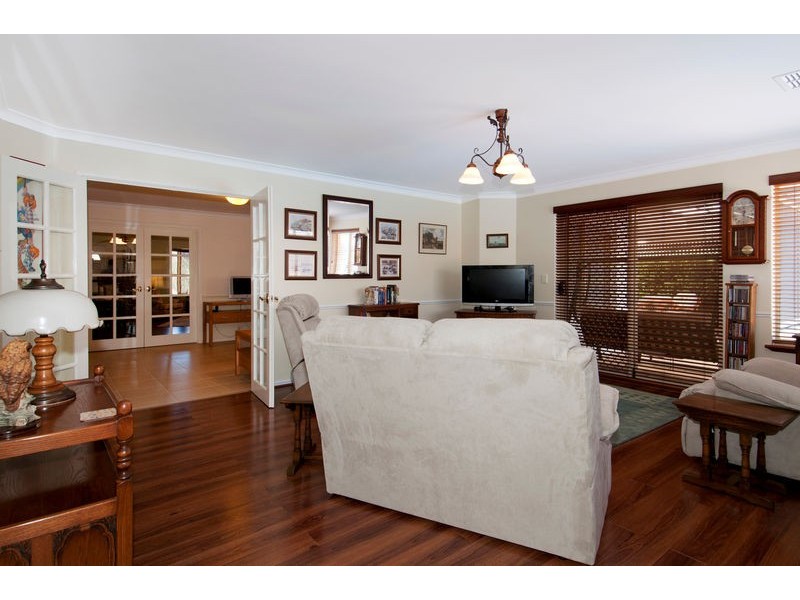 63 Caravel Way, Halls Head WA 6210