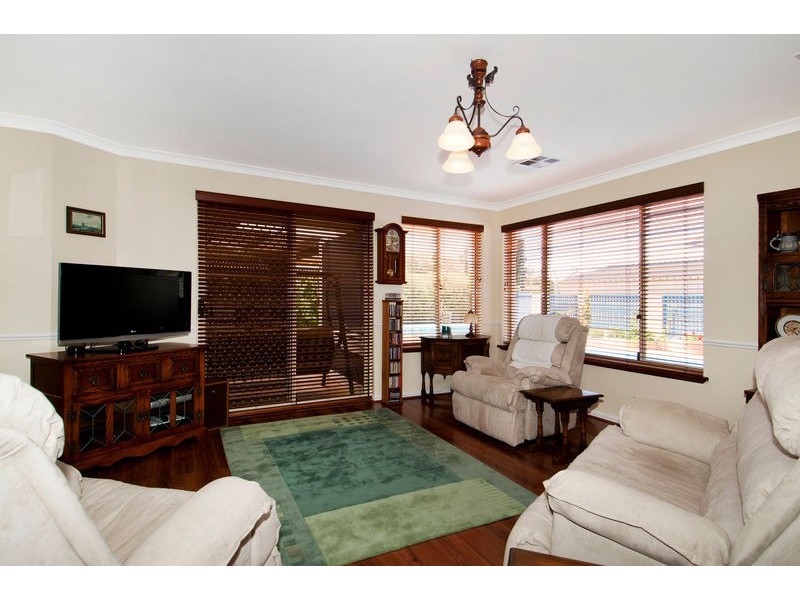 63 Caravel Way, Halls Head WA 6210