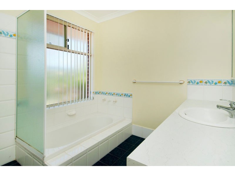 63 Caravel Way, Halls Head WA 6210
