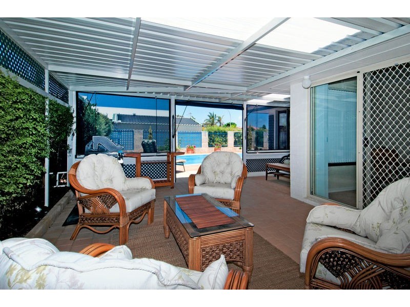 63 Caravel Way, Halls Head WA 6210
