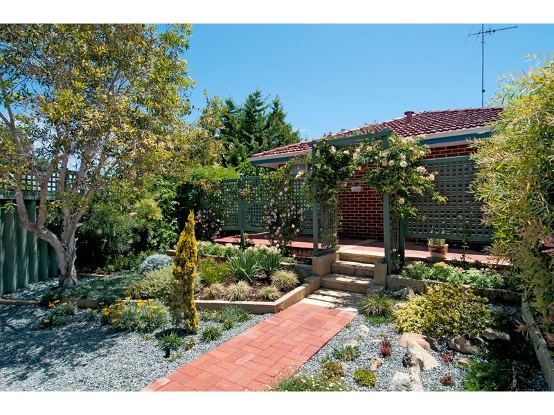 63 Caravel Way, Halls Head WA 6210