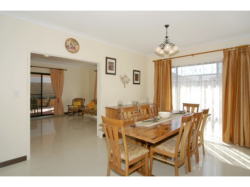 19 Tamar Break, Madora Bay WA 6210