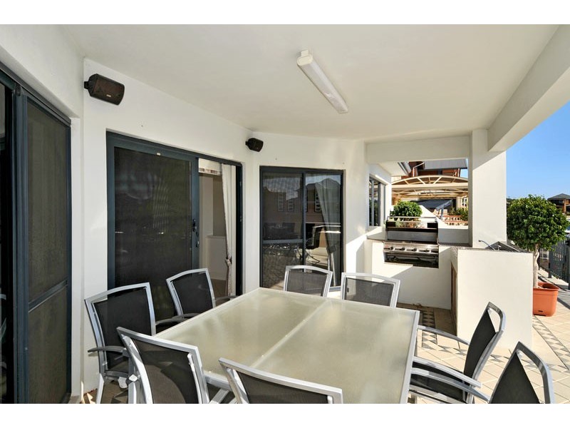 41 Brindabella Crescent, Halls Head WA 6210