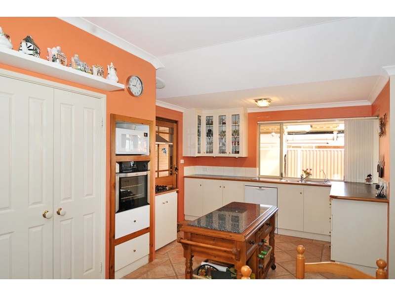 15 Pyrford Ramble, Erskine WA 6210