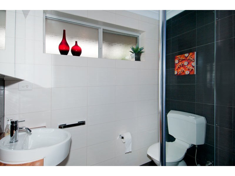 2 Barkley Place, Halls Head WA 6210