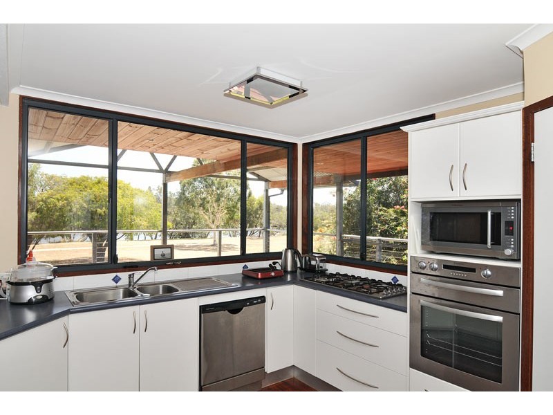 190 Banksia Terrace, South Yunderup WA 6208