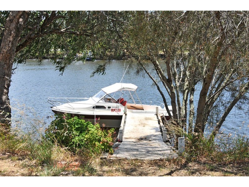 190 Banksia Terrace, South Yunderup WA 6208