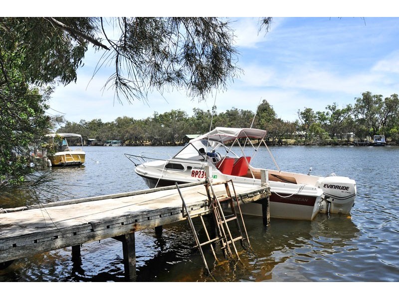 190 Banksia Terrace, South Yunderup WA 6208