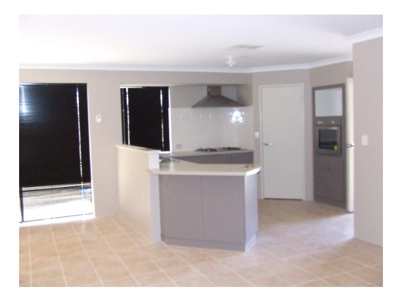 16 Cawana Parkway, Lakelands WA 6180