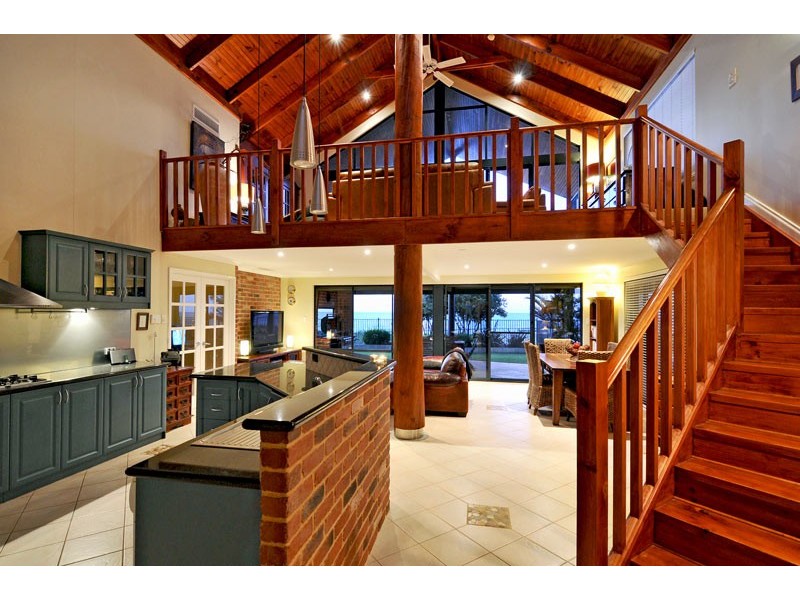 14 Hideaway Cove, Halls Head WA 6210