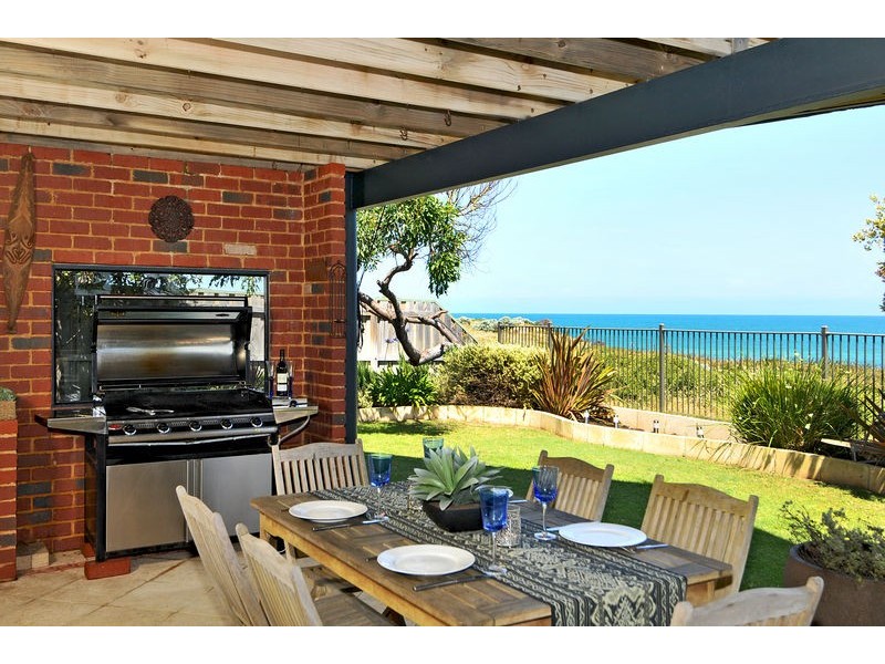 14 Hideaway Cove, Halls Head WA 6210