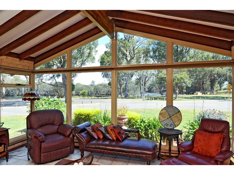 2 Manjeep Road, Greenfields WA 6210