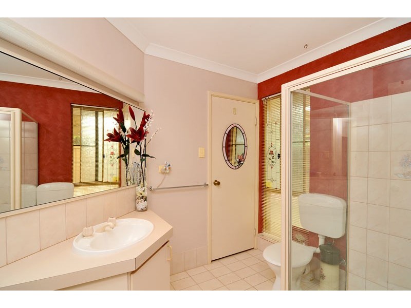 2 Manjeep Road, Greenfields WA 6210
