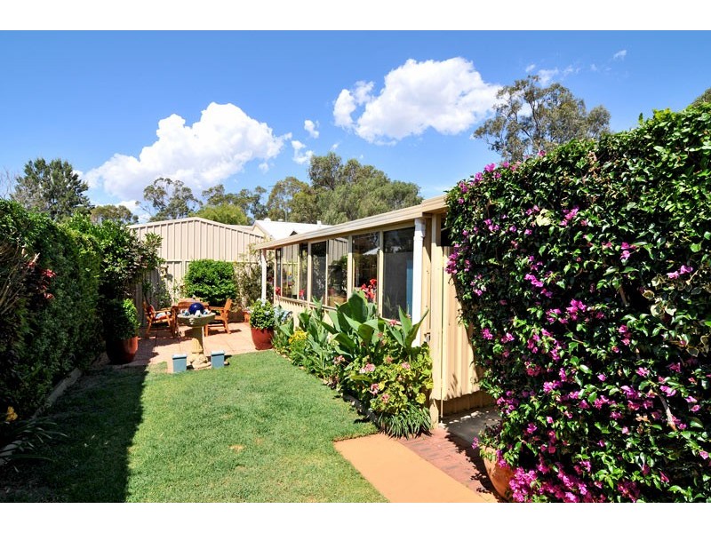 2 Manjeep Road, Greenfields WA 6210