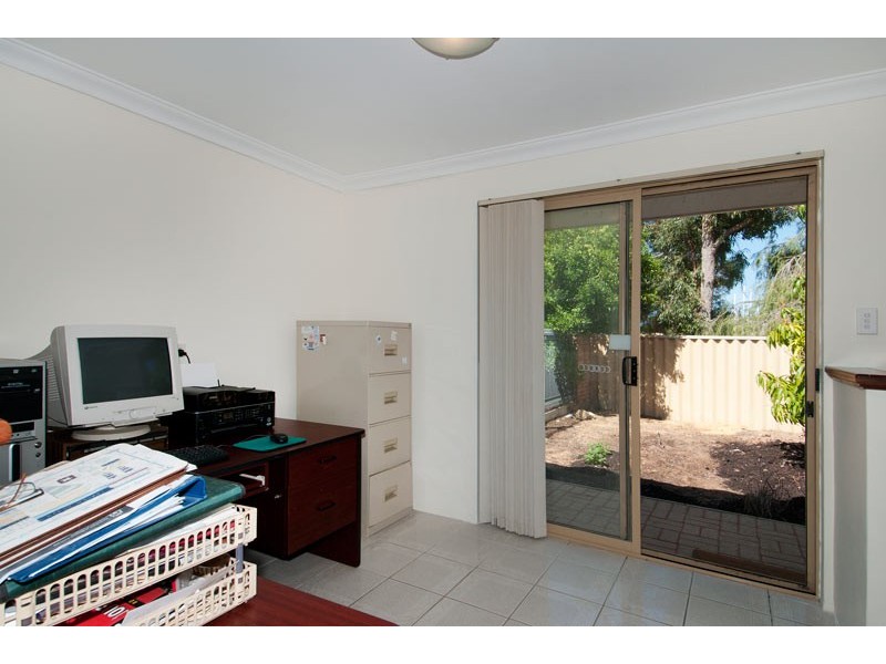 16 Killarney Retreat, Meadow Springs WA 6210