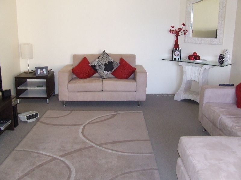 33 Grasshill Grange, Halls Head WA 6210
