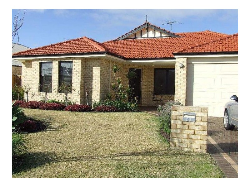 33 Grasshill Grange, Halls Head WA 6210