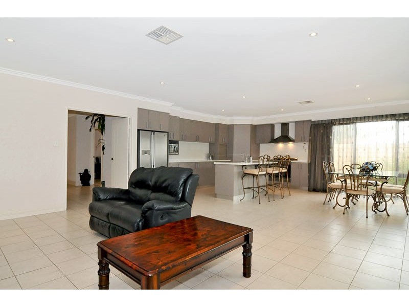 16 Bush View, Wannanup WA 6210