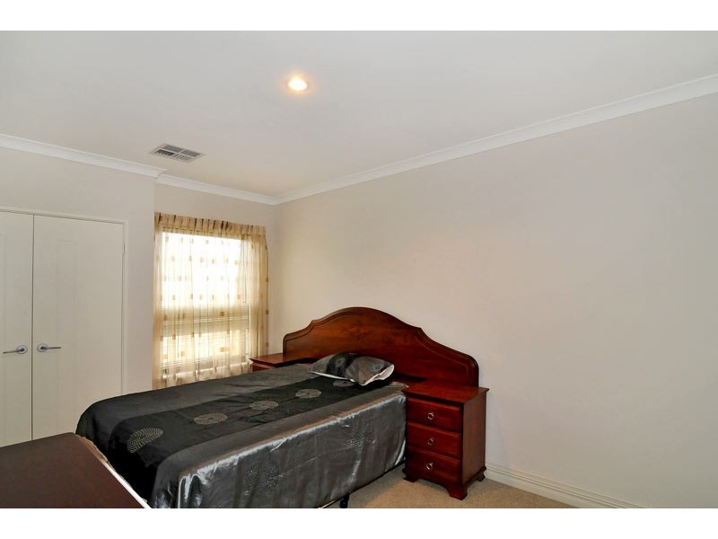 16 Bush View, Wannanup WA 6210