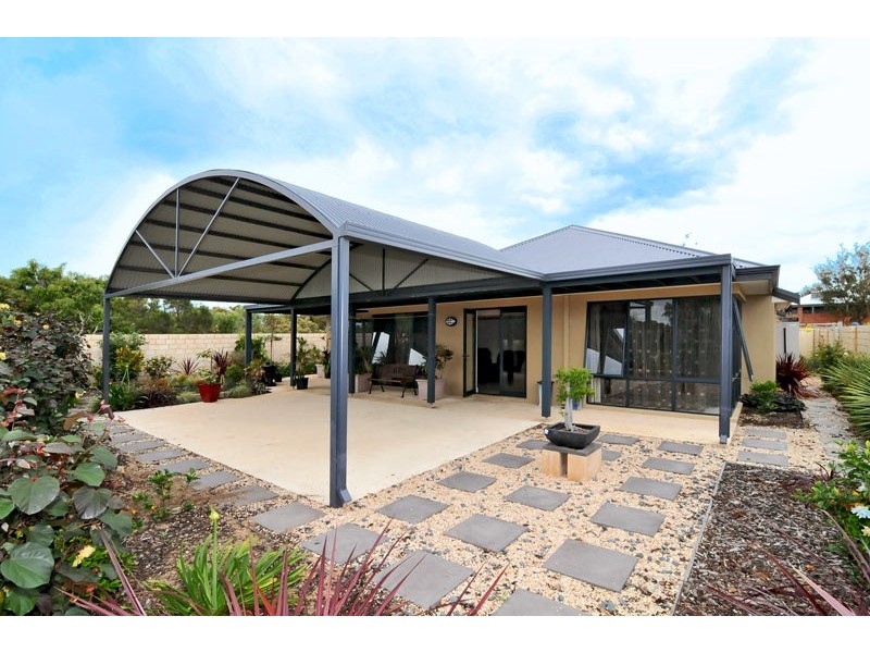 16 Bush View, Wannanup WA 6210