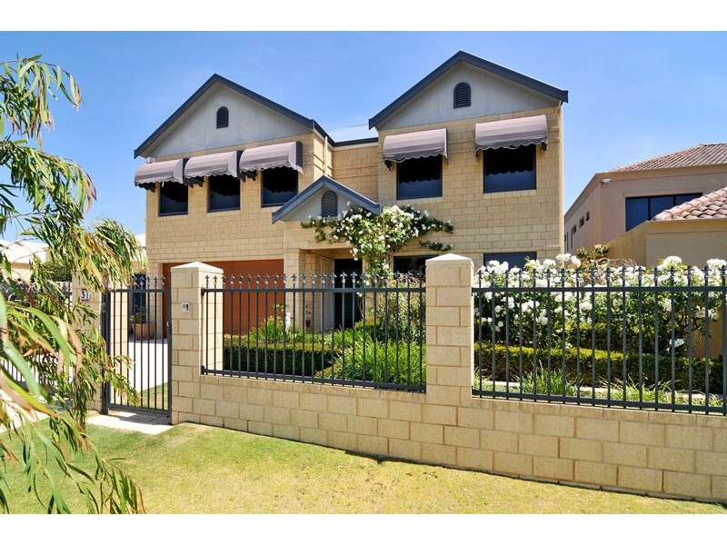 31 Brindabella Crescent, Halls Head WA 6210