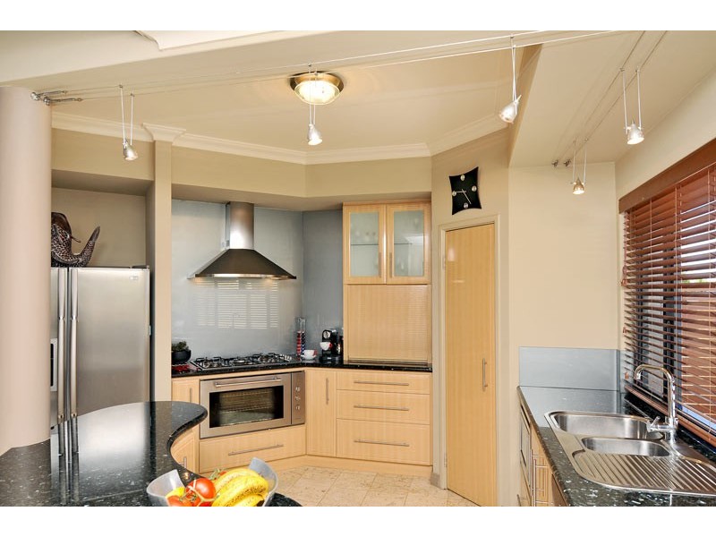 5A Pinnace Court, Halls Head WA 6210