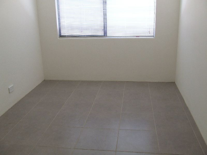 253 Peelwood Parade, Halls Head WA 6210