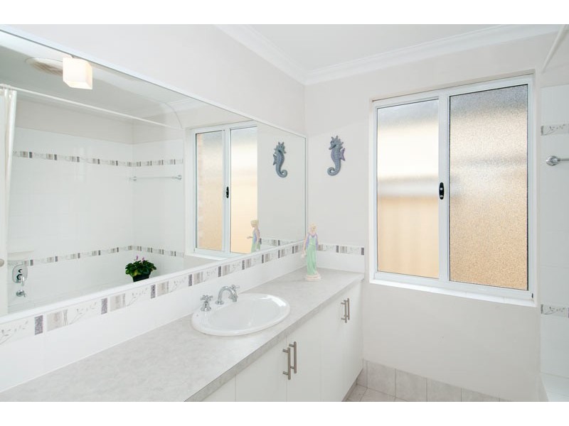 71 Midsummer Circle, Pinjarra WA 6208