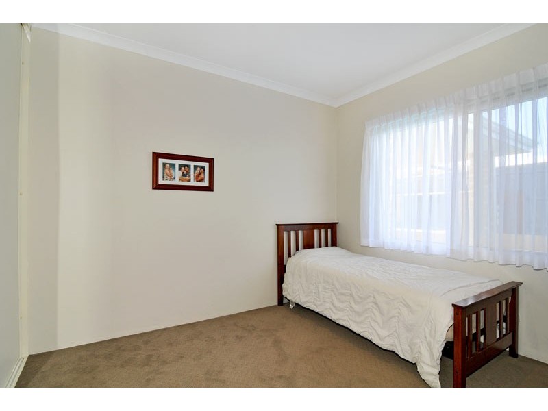 229 Peelwood Parade, Halls Head WA 6210