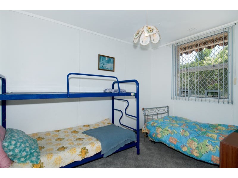 21 Maria Street, Dudley Park WA 6210