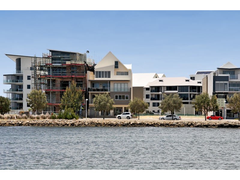 2/10 Galileo Loop, Mandurah WA 6210
