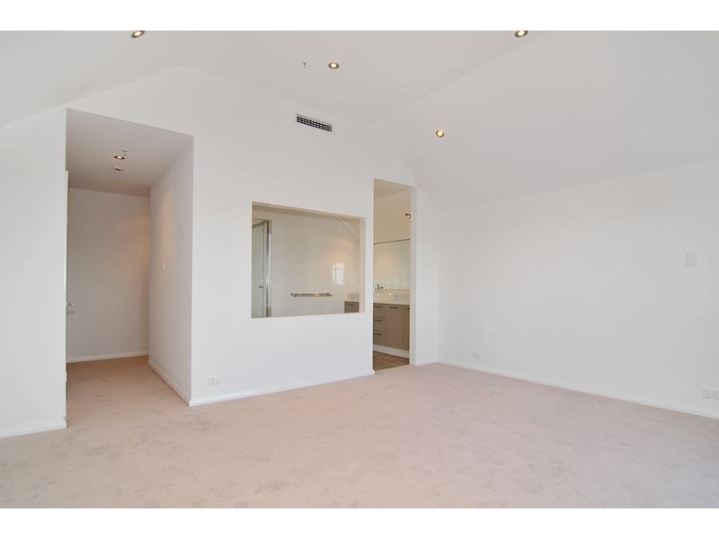 2/7 Galileo Loop, Mandurah WA 6210