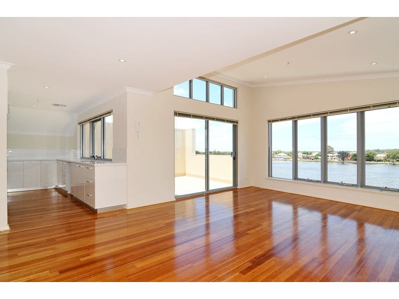 4/10 Galileo Loop, Mandurah WA 6210