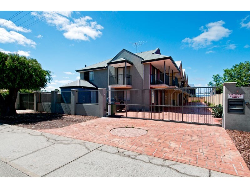 3/47 Tuckey Street, Mandurah WA 6210