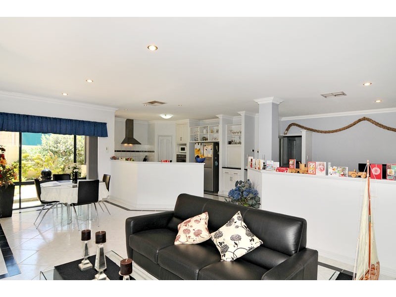 39 Heron Place, South Yunderup WA 6208