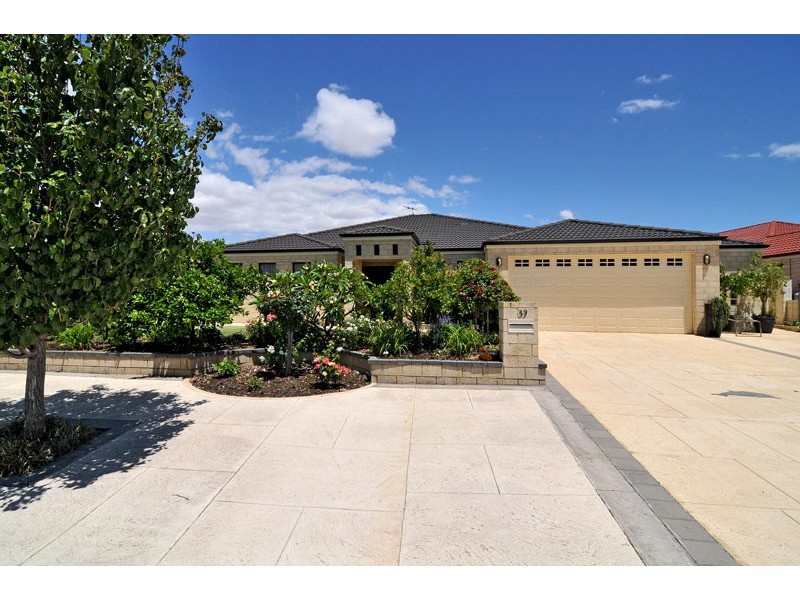 39 Heron Place, South Yunderup WA 6208