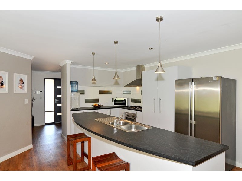 36 Jolly Rambler Boulevard, Ravenswood WA 6208