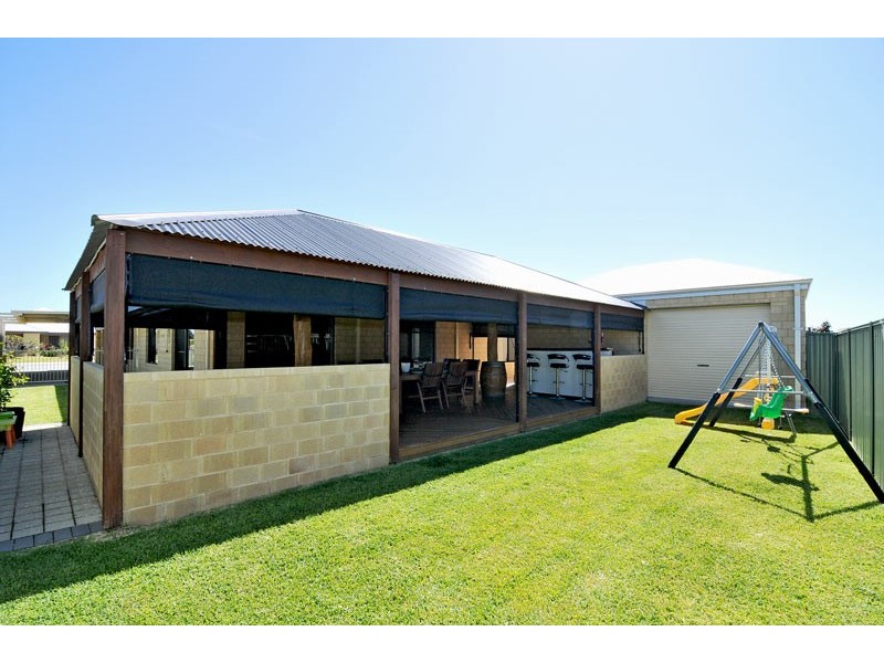 36 Jolly Rambler Boulevard, Ravenswood WA 6208