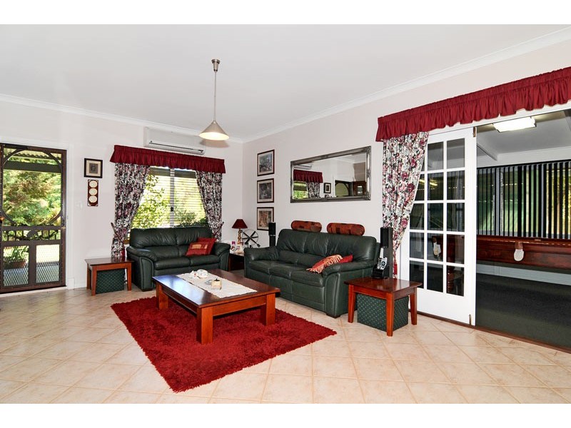 28 Woodview Way, Barragup WA 6209